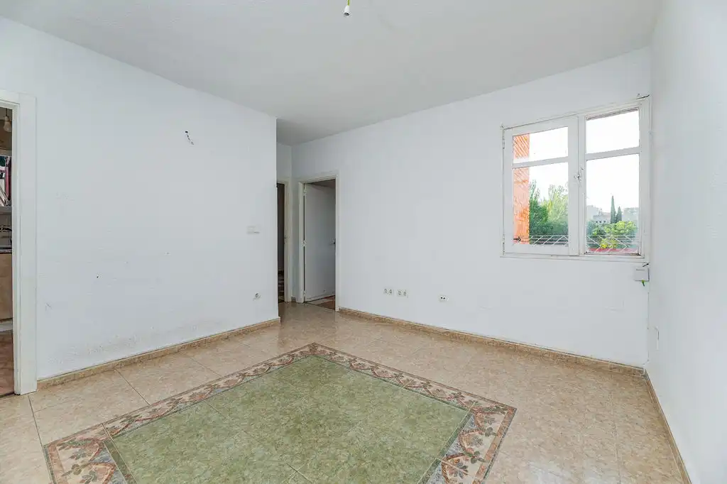 Sala d'estar de Pis en venda en Madrid
