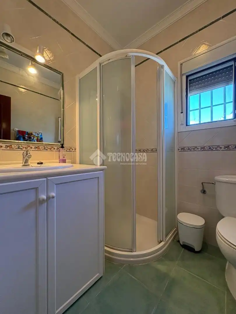 Bathroom of Country homes for sale in La Rinconada  with Air Conditioner and Heating