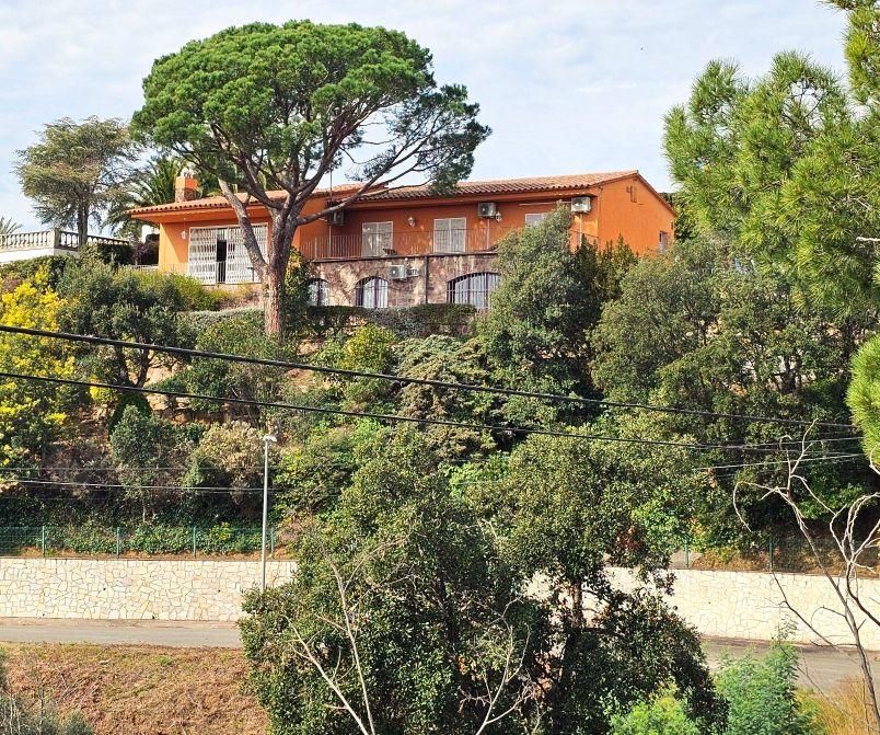 Vista exterior de Casa o xalet en venda en Calonge i Sant Antoni amb Calefacció, Jardí privat i Terrassa