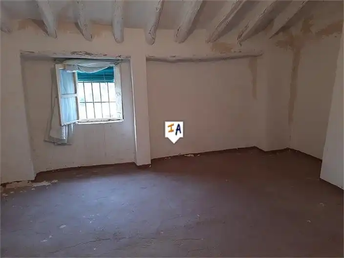 Detached homes for sale in Fuente-Tójar  with Storage room