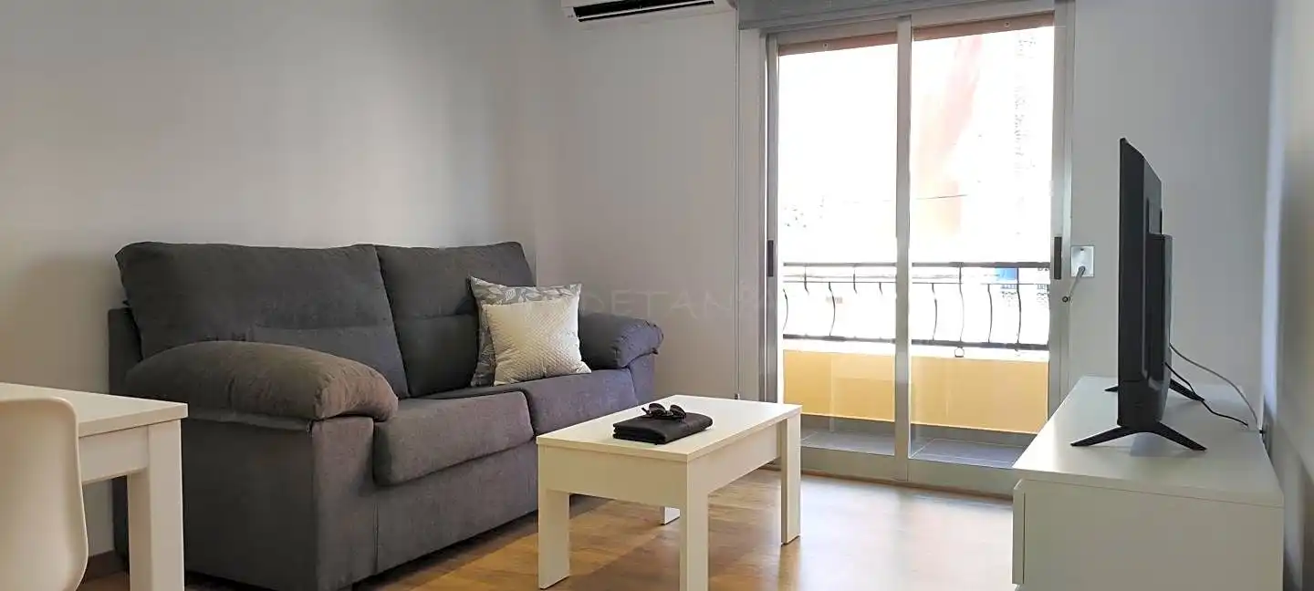 Living room of Flat for rent in Moncada  with Air Conditioner, Parquet flooring and Furnished
