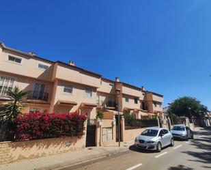 Exterior view of Single-family semi-detached for sale in Alaquàs  with Air Conditioner, Terrace and Balcony