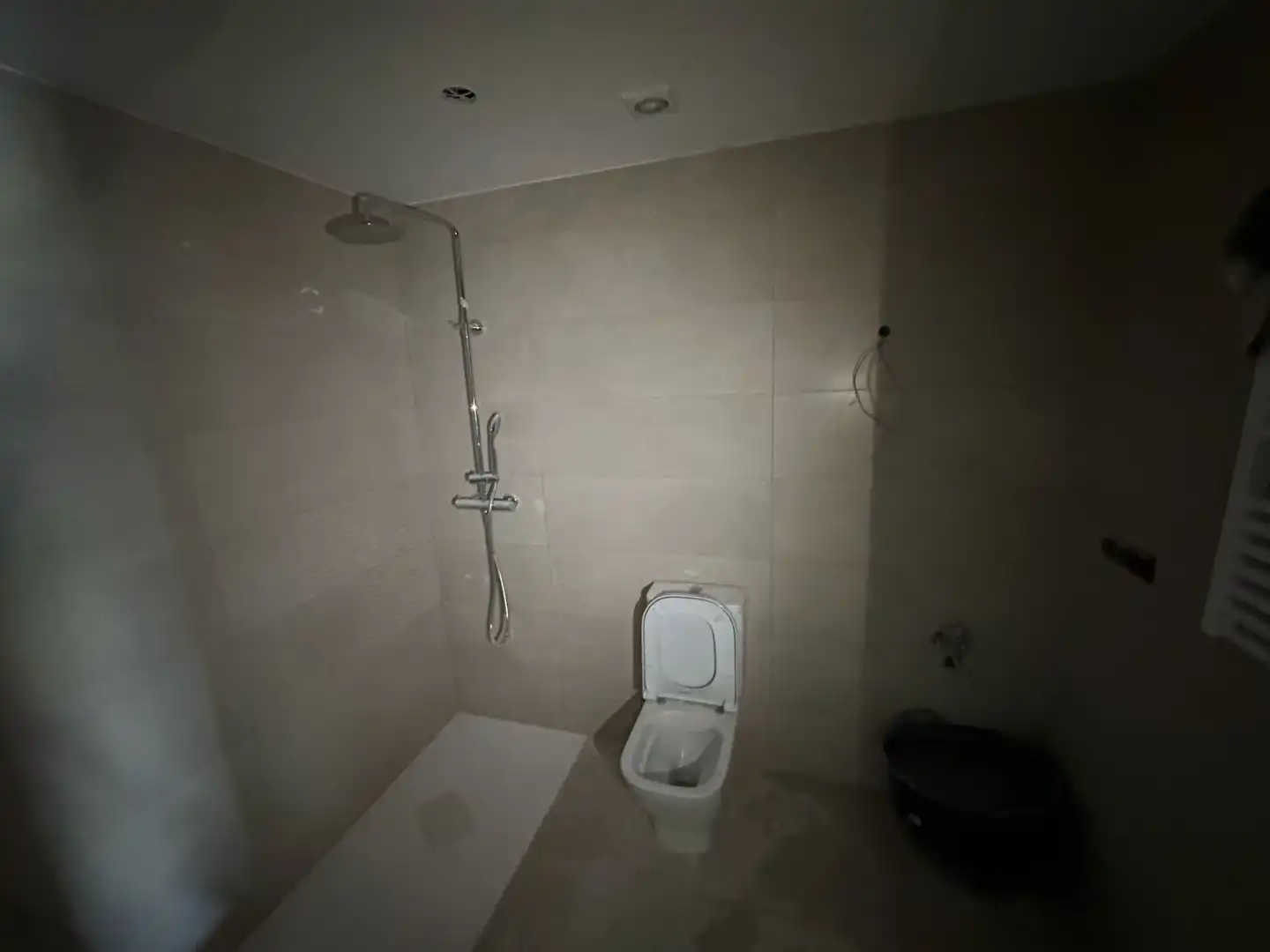 Bany de Pis en venda en Burgos amb Calefacció i Terrassa