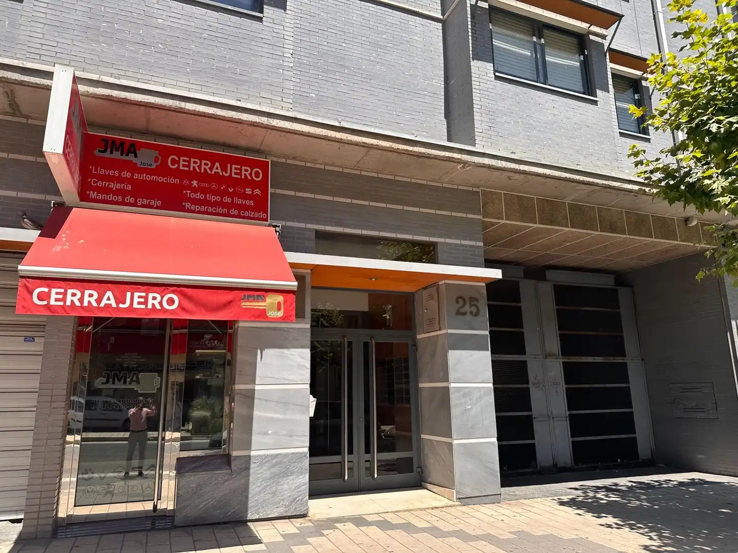 Außenansicht von Wohnungen zum Verkauf in Valladolid mit Heizung, Parkett und Abstellraum