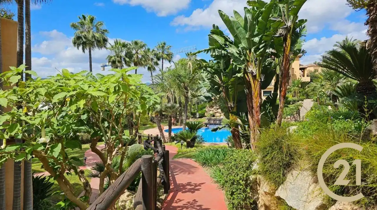 Jardí de Apartament en venda en Estepona amb Aire condicionat, Calefacció i Terrassa