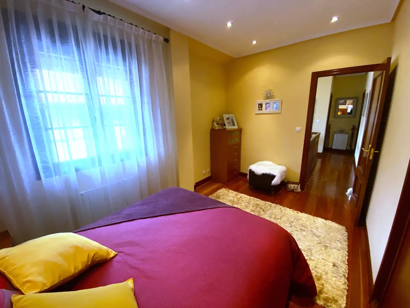 Bedroom of Houses for sale in Castro-Urdiales  with Heating, Private garden and Parquet flooring