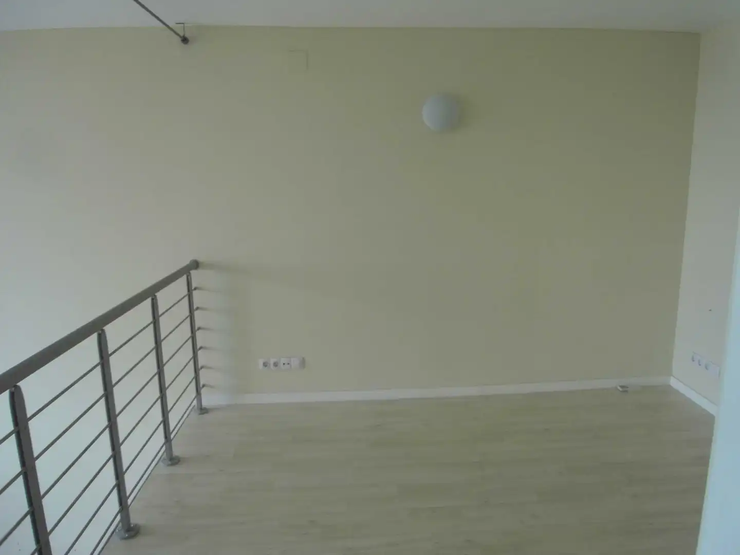 Büro zum Verkauf in Manises mit Klimaanlage und Balkon