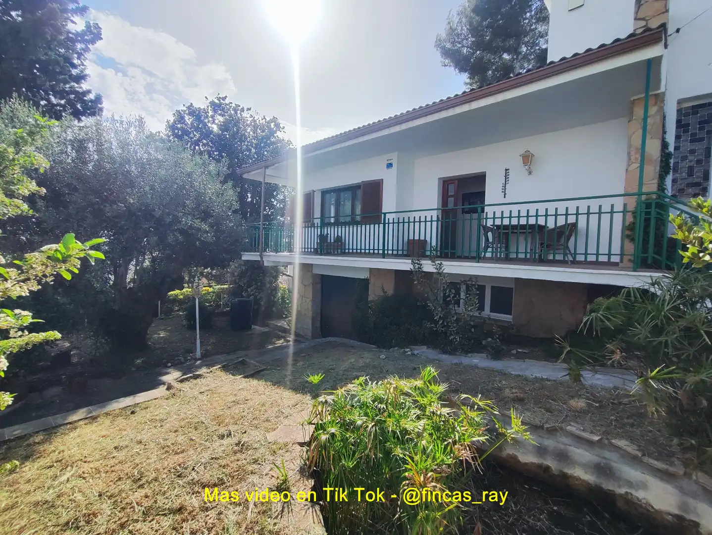 Vista exterior de Casa o xalet en venda en Caldes de Montbui amb Aire condicionat, Calefacció i Jardí privat