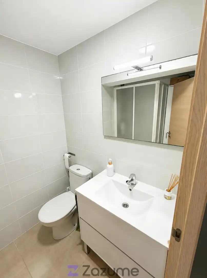Badezimmer von Wohnung zur Miete in El Puig de Santa Maria mit Privatgarten, Terrasse und Schwimmbad
