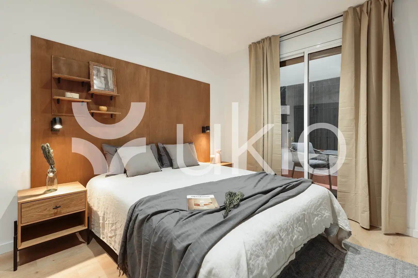 Schlafzimmer von Wohnungen zur Miete in Barcelona mit Klimaanlage, Heizung und Terrasse