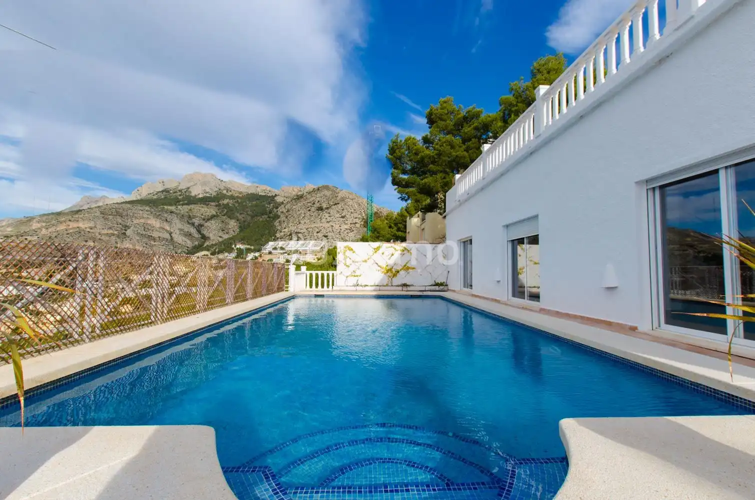 Villa con piscina in vendita a Altea Hills
