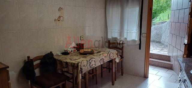 Casa-chalet en Venta en Santo Adriano