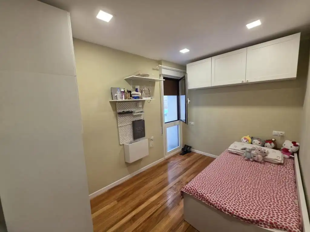 Piso con ascensor en venta en Eguiluz Antonio Médico Kalea 14, imagen 17