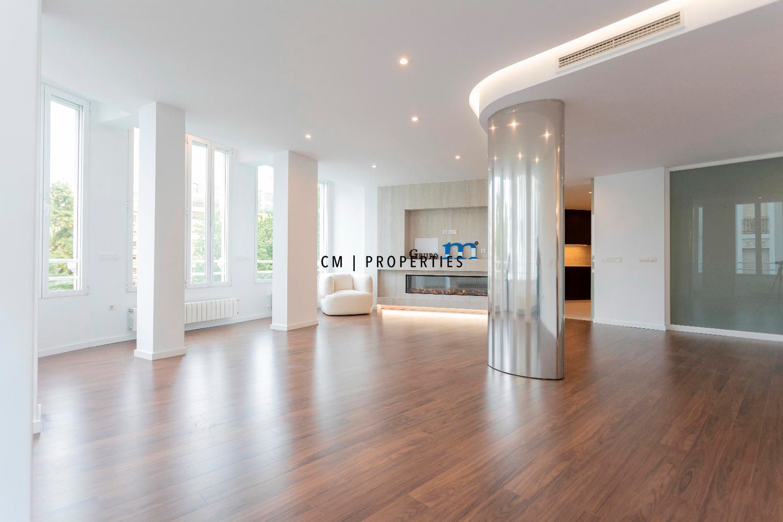 Sala de estar de Piso de alquiler en  Valencia Capital con Aire acondicionado, Calefacción y Parquet