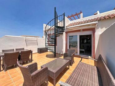 Àtic amb balcó en venda a Doña Julia Golf