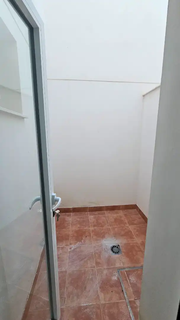 Bany de Casa o xalet en venda en La Algaba amb Aire condicionat, Calefacció i Moblat
