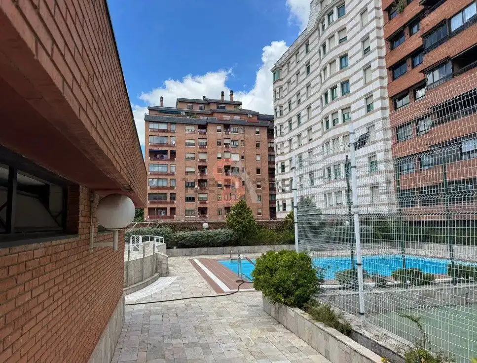 Pis amb piscina en venda a ESTADIO, imagen 66