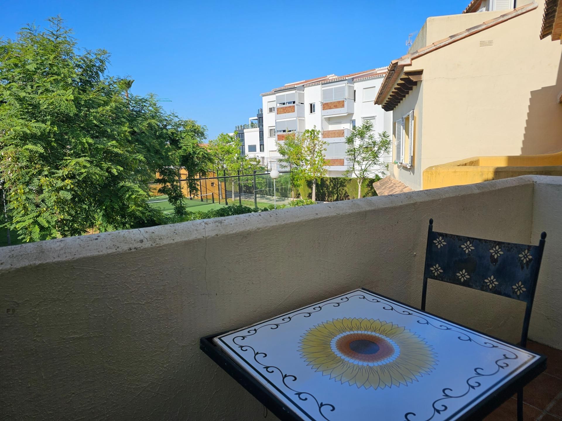 Terrassa de Casa adosada en venda en Dénia amb Aire condicionat, Calefacció i Jardí privat
