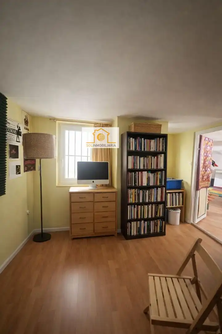 Habitación de Planta baja en venta en León Capital  con Calefacción y Parquet