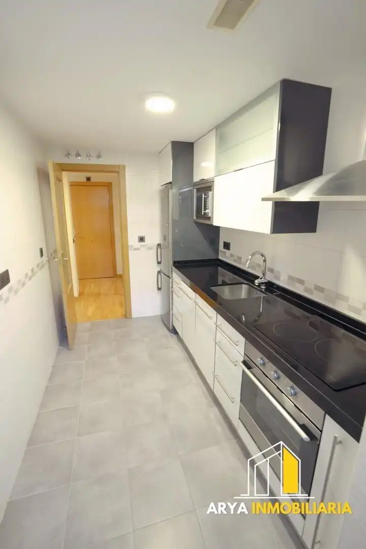 Cocina de Piso en venta en Torrejón de Ardoz con Calefacción, Trastero y Amueblado