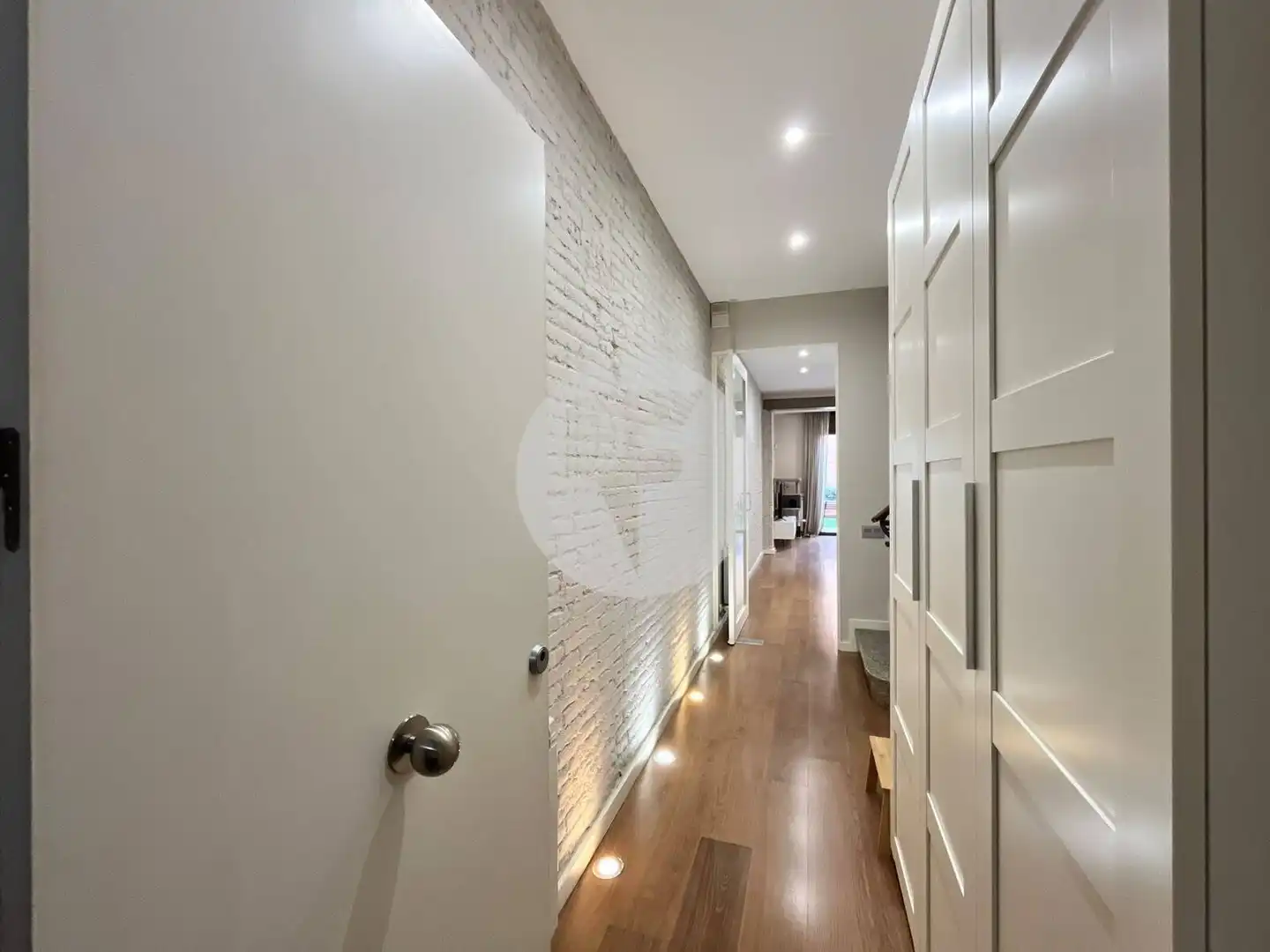 Casa aparellada amb terrassa en venda a Ponent, imagen 19