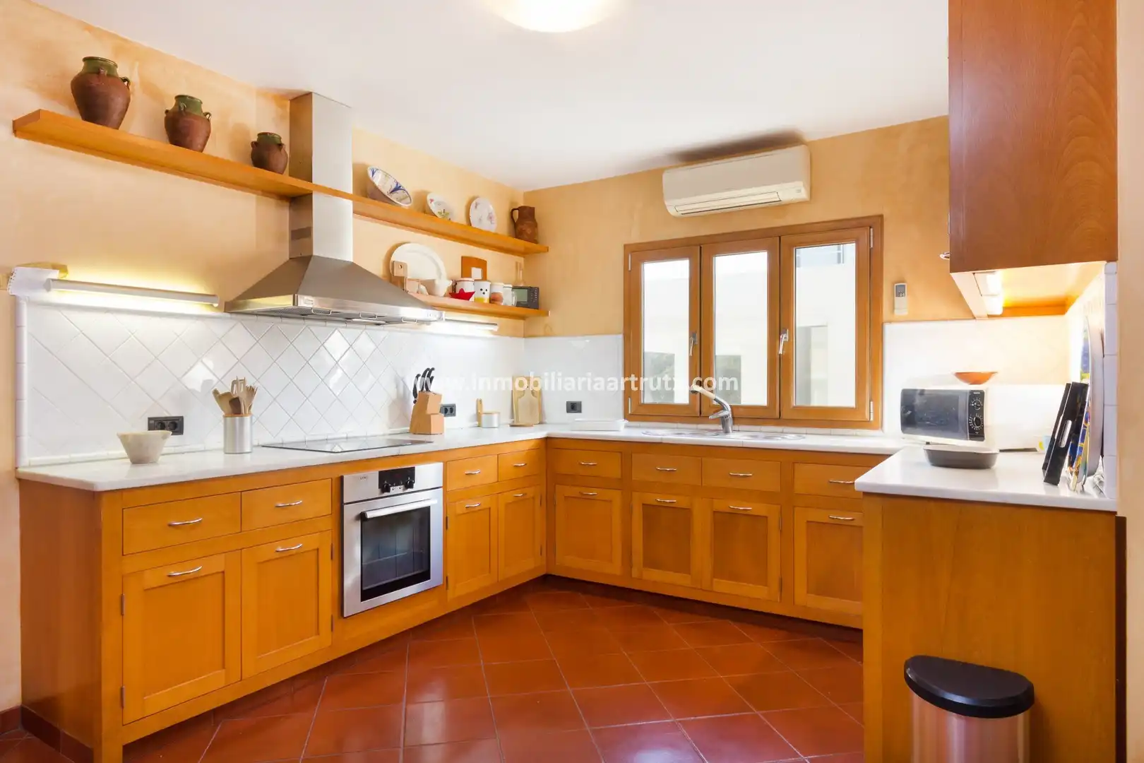 Cuina de Casa o xalet en venda en Ciutadella de Menorca amb Aire condicionat, Calefacció i Terrassa