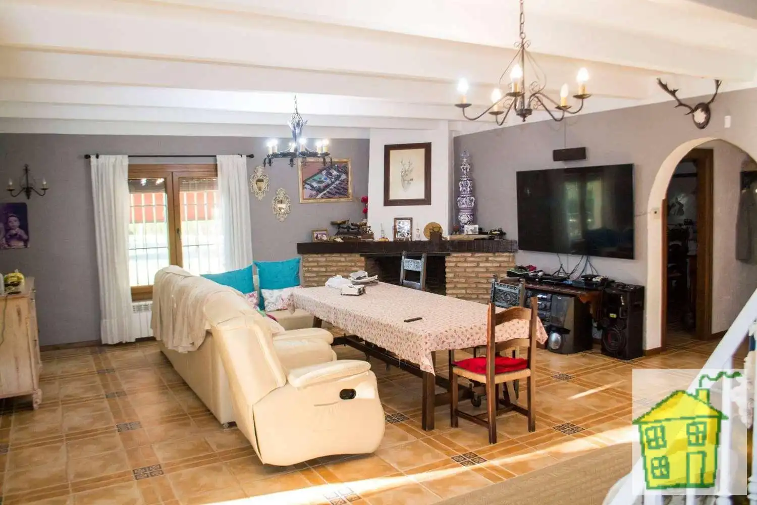 Casa rústica amb piscina en venda a Andújar, imagen 2