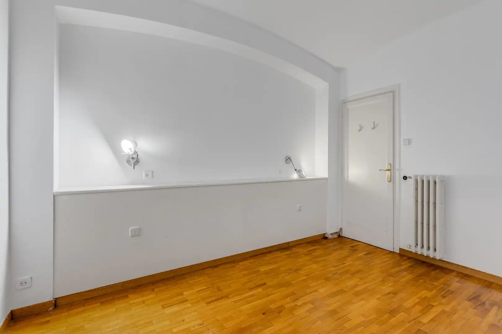 Piso en venta en Barcelona con Calefacción, Parquet y Trastero
