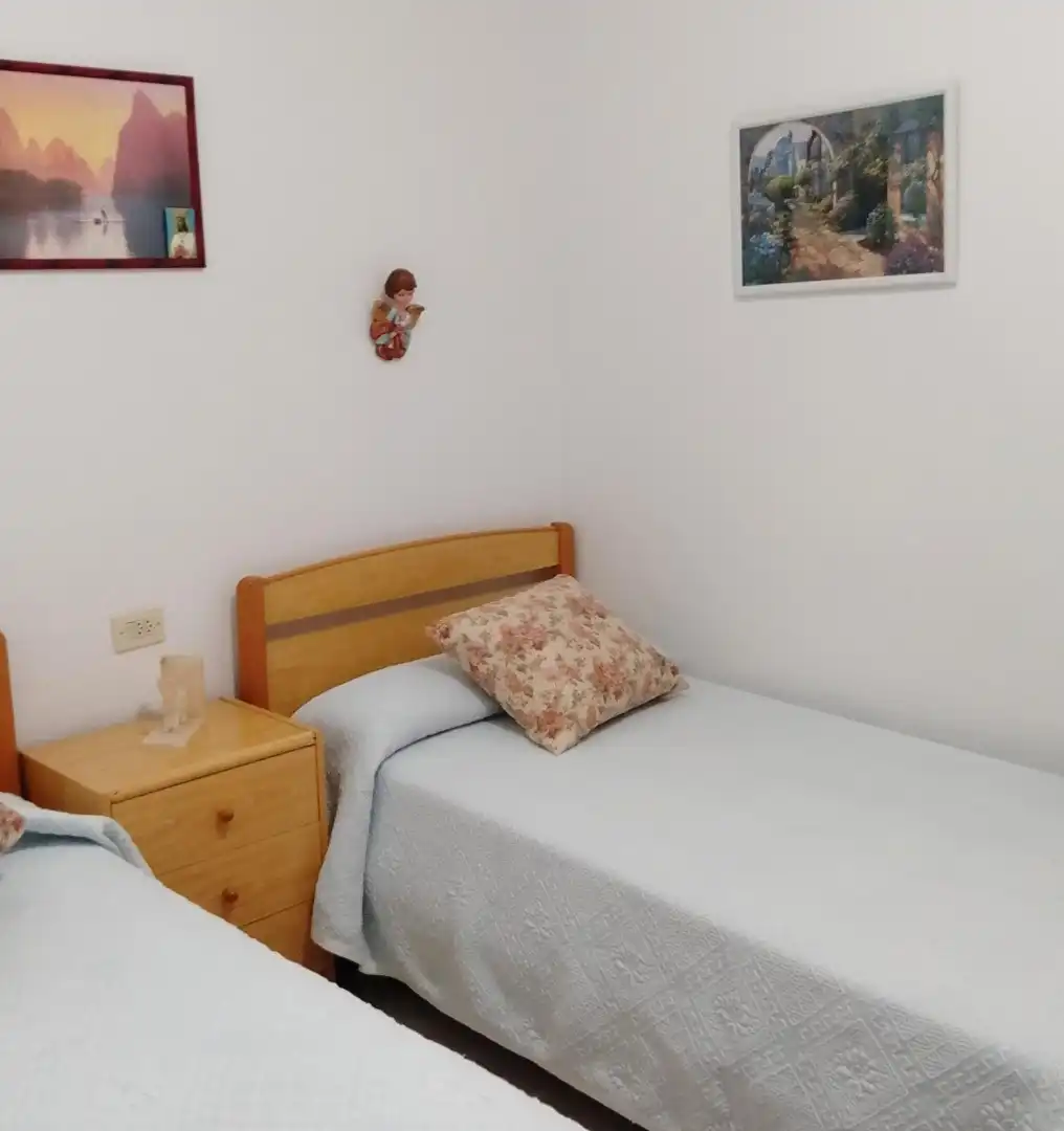 Schlafzimmer von Dachboden zum Verkauf in Málaga mit Klimaanlage, Privatgarten und Terrasse