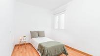 Bedroom of Flat for sale in Oviedo 