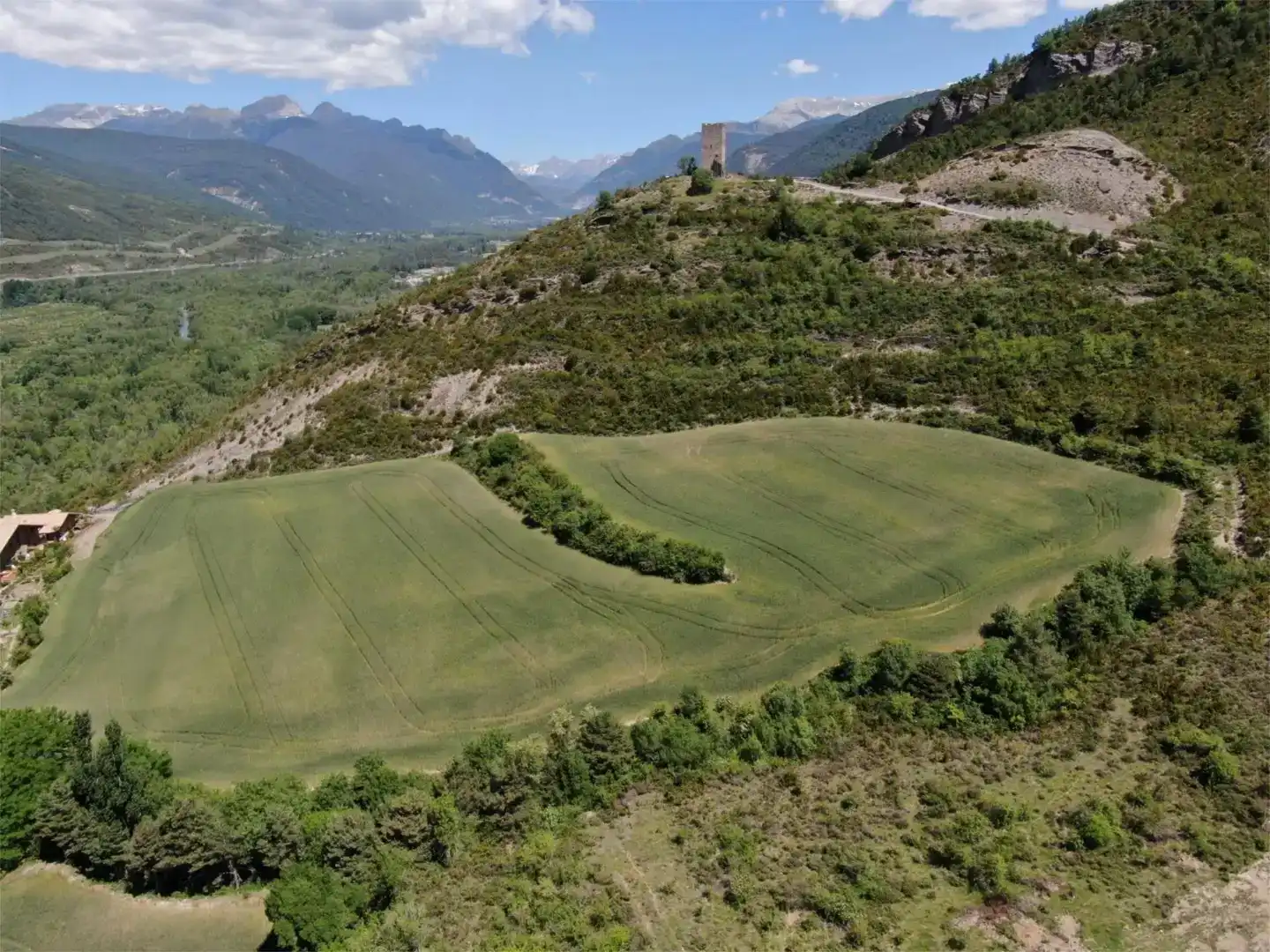 Finca rústica en venda en Sabiñánigo