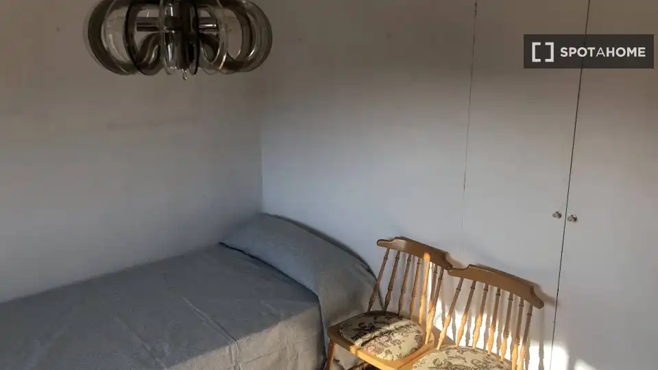 Room in Alameda