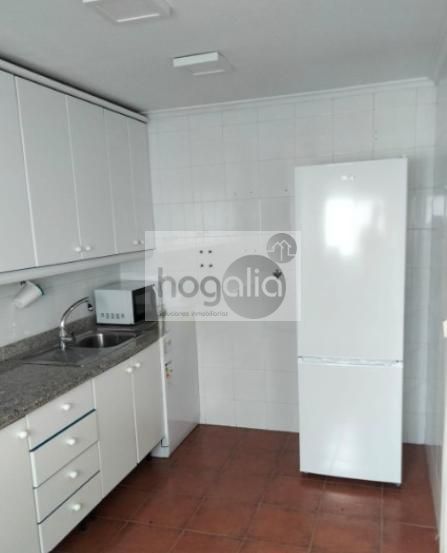 Kitchen of Flat to rent in  Sevilla Capital  with Air Conditioner, Terrace and Furnished