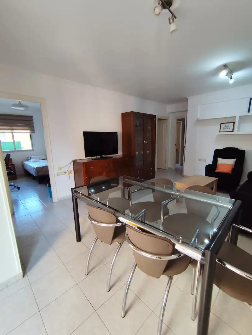 Room in Calle Virgen de la Consolación, Angustias - Chana - Encina