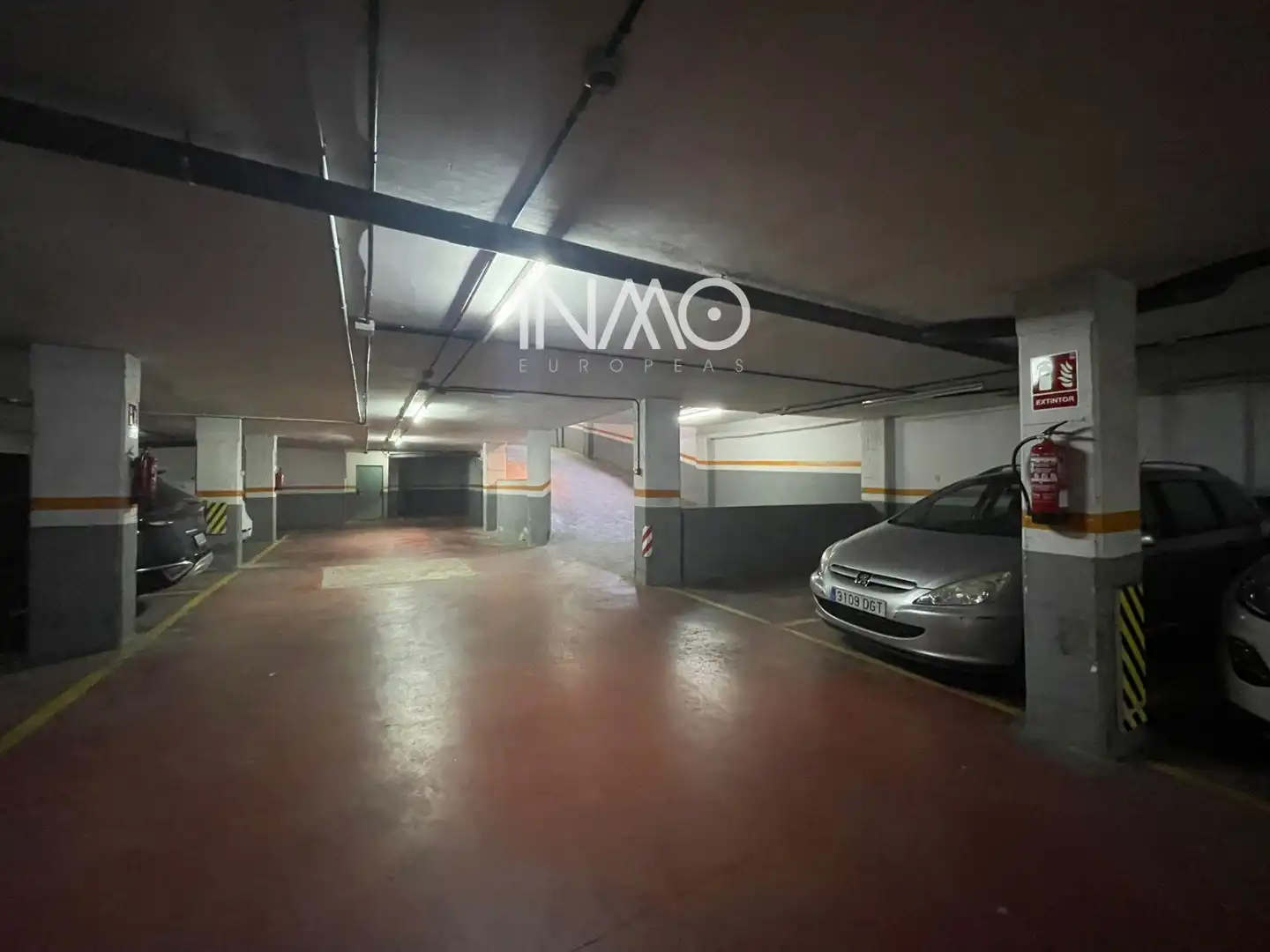 Parkplatz von Maisonette zum Verkauf in Rubí mit Klimaanlage, Heizung und Terrasse