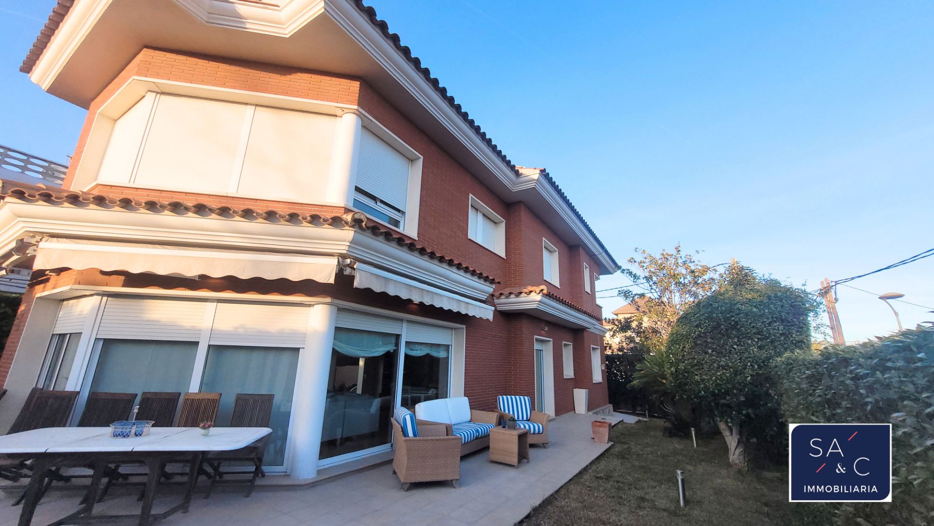 Jardí de Casa o xalet en venda en Cambrils amb Aire condicionat, Calefacció i Jardí privat
