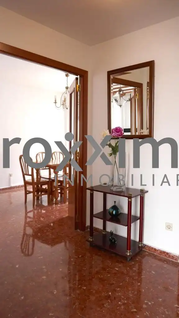 Dining room of Houses for sale in Sevilla  with Air Conditioner, Terrace and Storage room