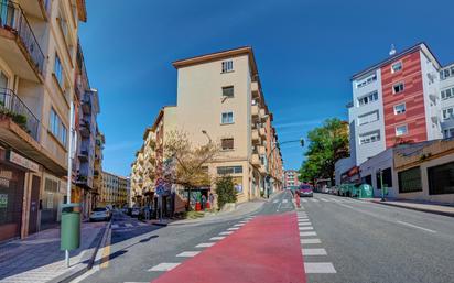 Vista exterior de Pis en venda en  Pamplona / Iruña amb Calefacció, Jardí privat i Terrassa