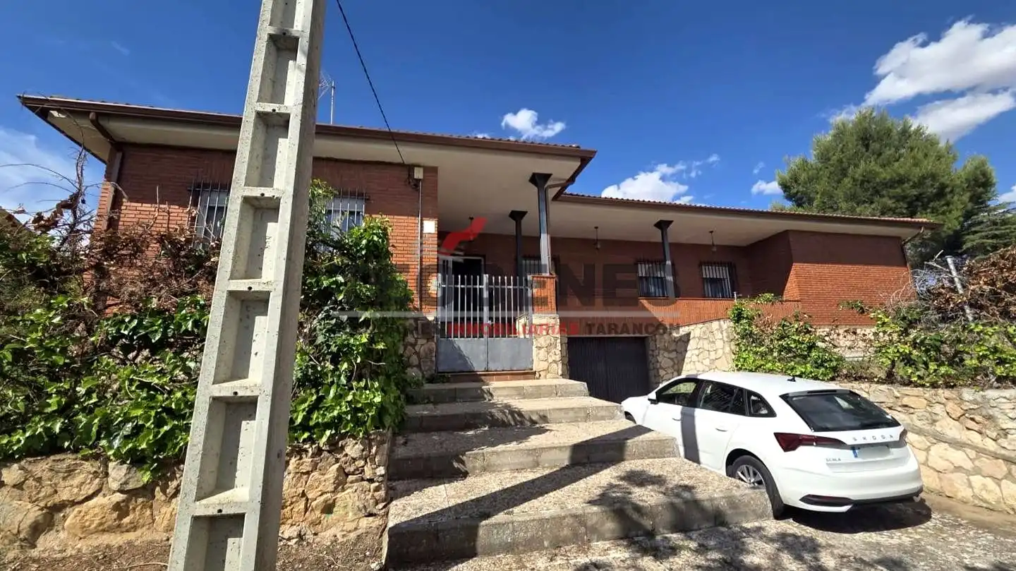 Exterior view of Houses for sale in Villares del Saz  with Heating