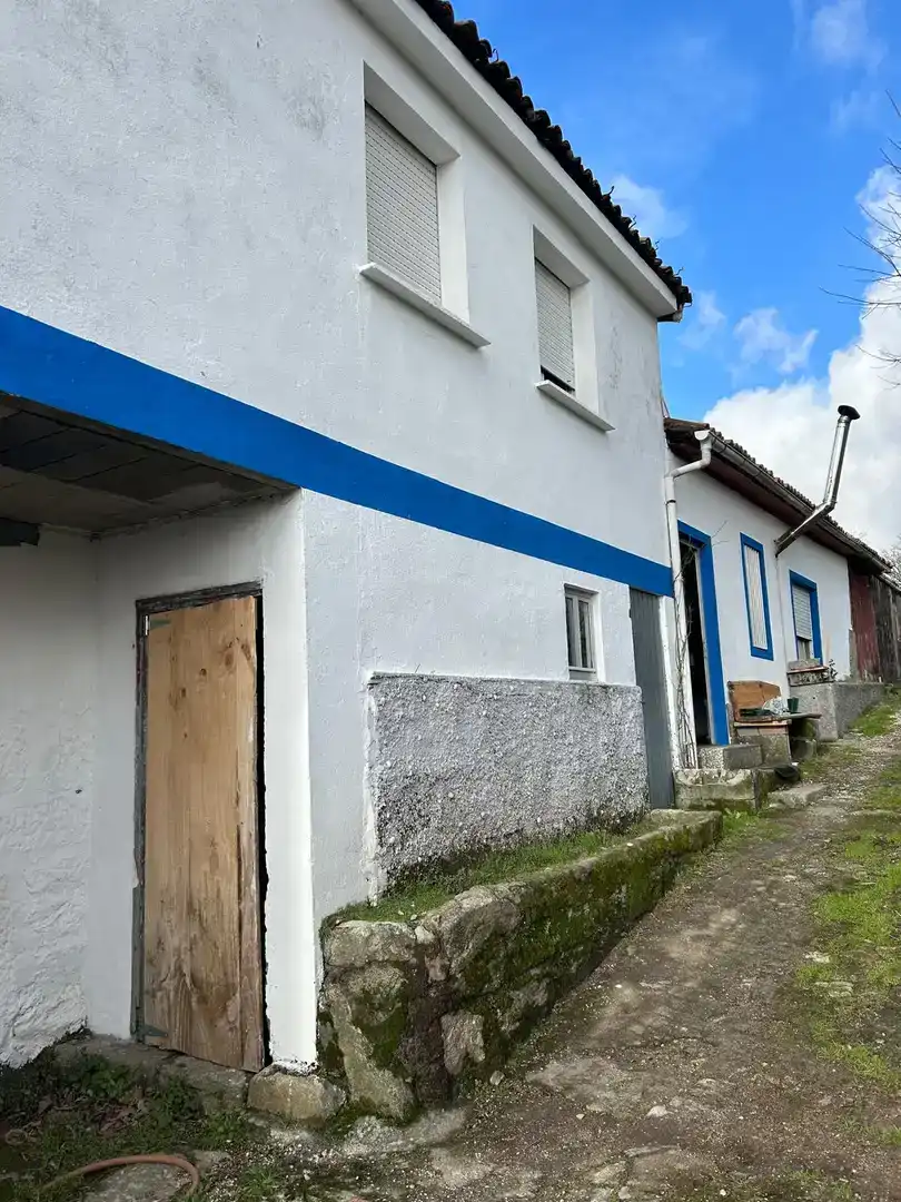 Vista exterior de Casa o chalet en venta en Parada de Sil con Jardín privado, Trastero y Amueblado
