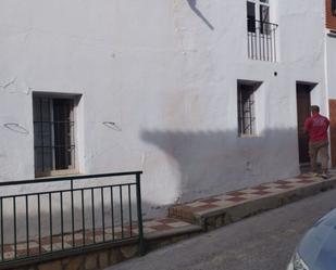 Vista exterior de Casa o xalet en venda en Riogordo amb Terrassa