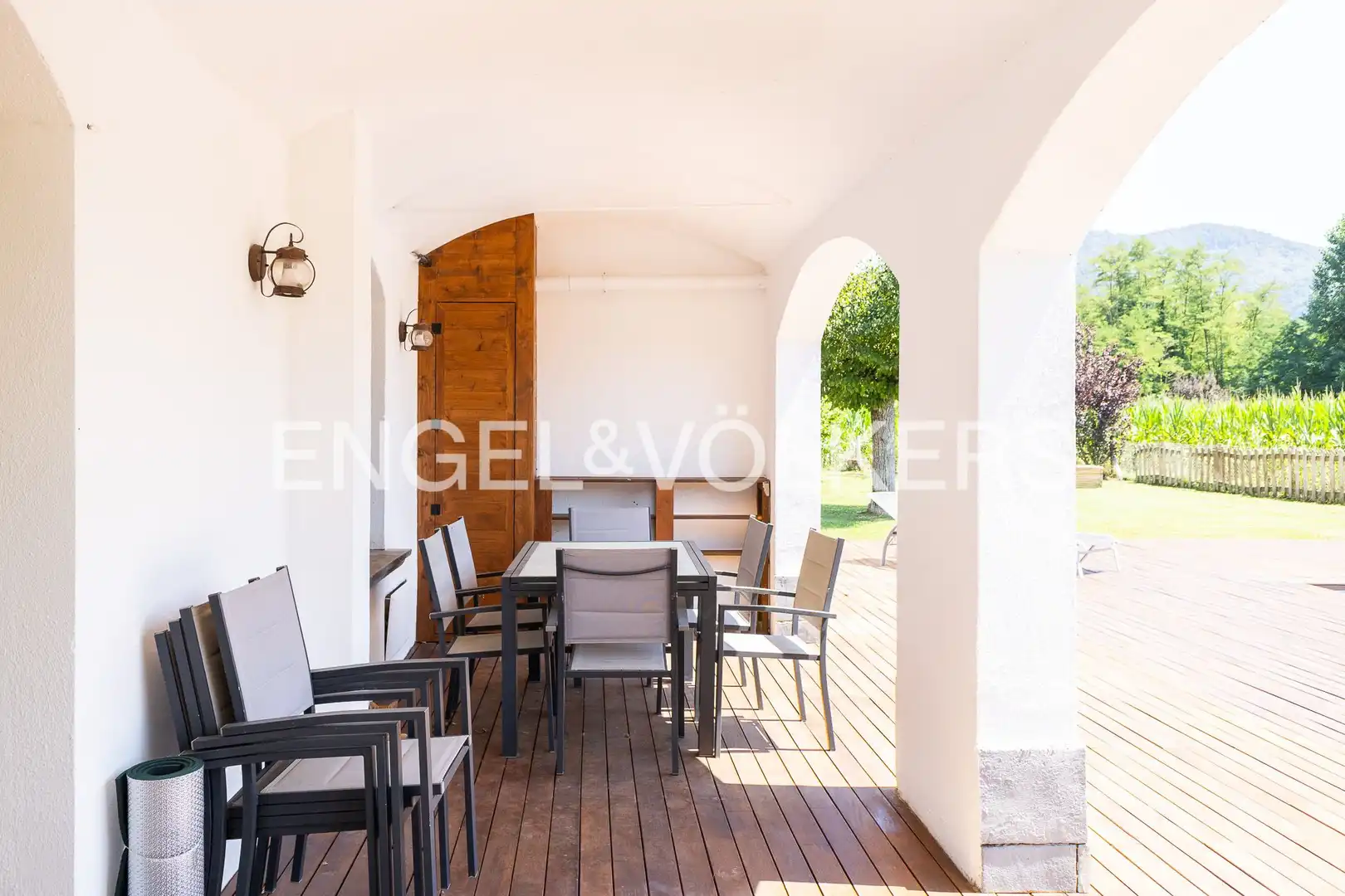 Terrasse von Haus oder Chalet zum Verkauf in La Vall d'en Bas mit Heizung und Privatgarten