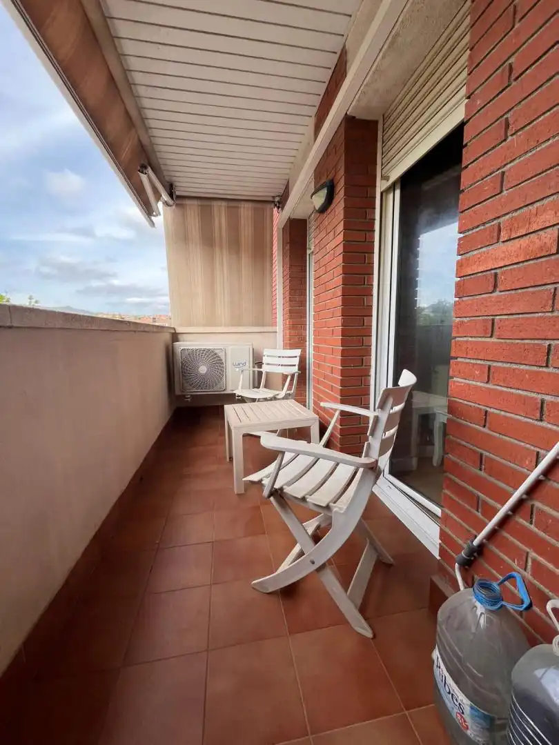 Balcony of Flat for sale in Sant Joan Despí  with Heating, Terrace and Oven