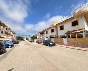 Vista exterior de Casa o xalet en venda en Orihuela amb Calefacció, Terrassa i Moblat