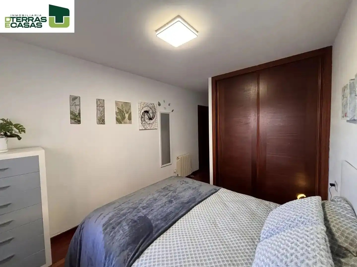 Habitación de Piso en venta en O Grove   con Aire acondicionado, Terraza y Trastero