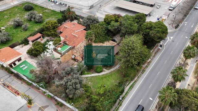 Casa-chalet en Venta en  VIAL FLORA ESPAÑA, 40 en Albufereta