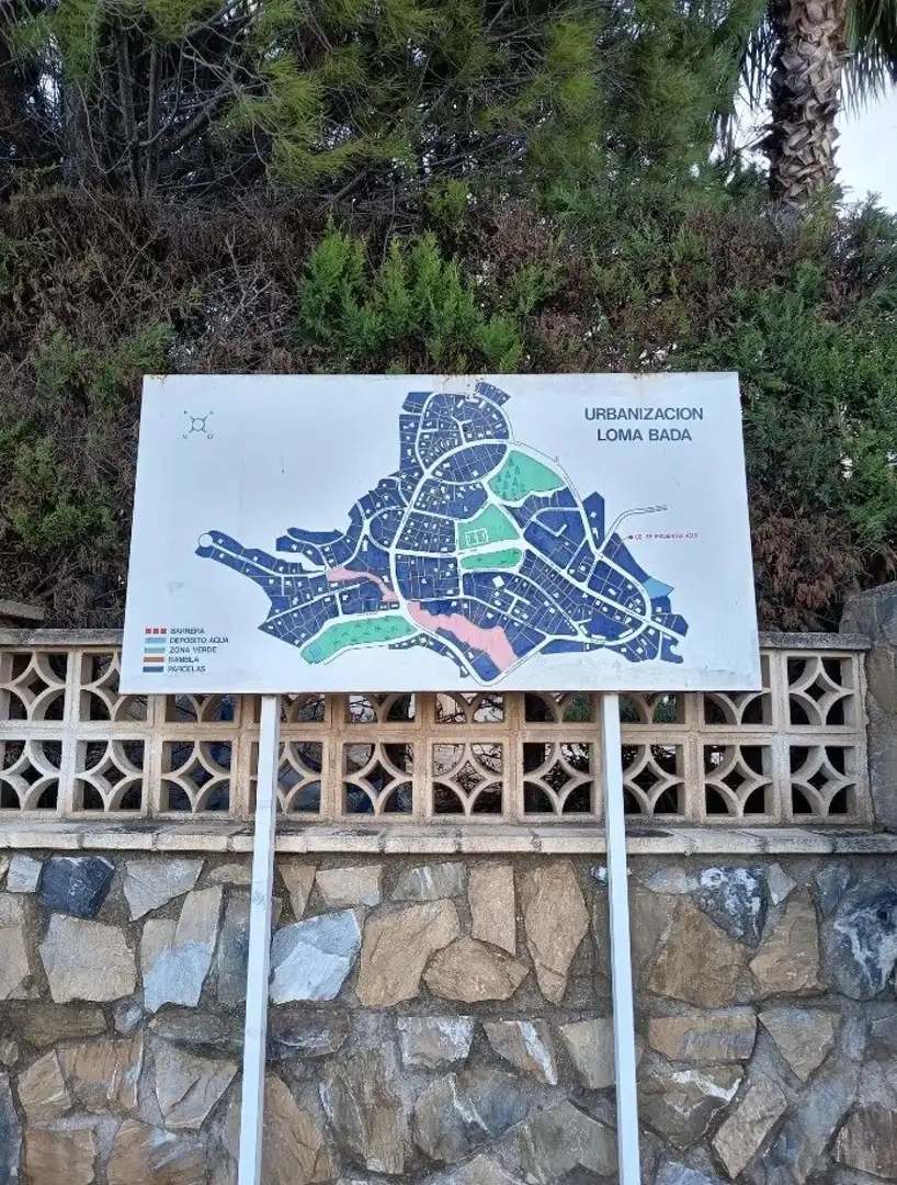 Vista exterior de Casa o xalet en venda en Petrer amb Aire condicionat, Moblat i Balcó