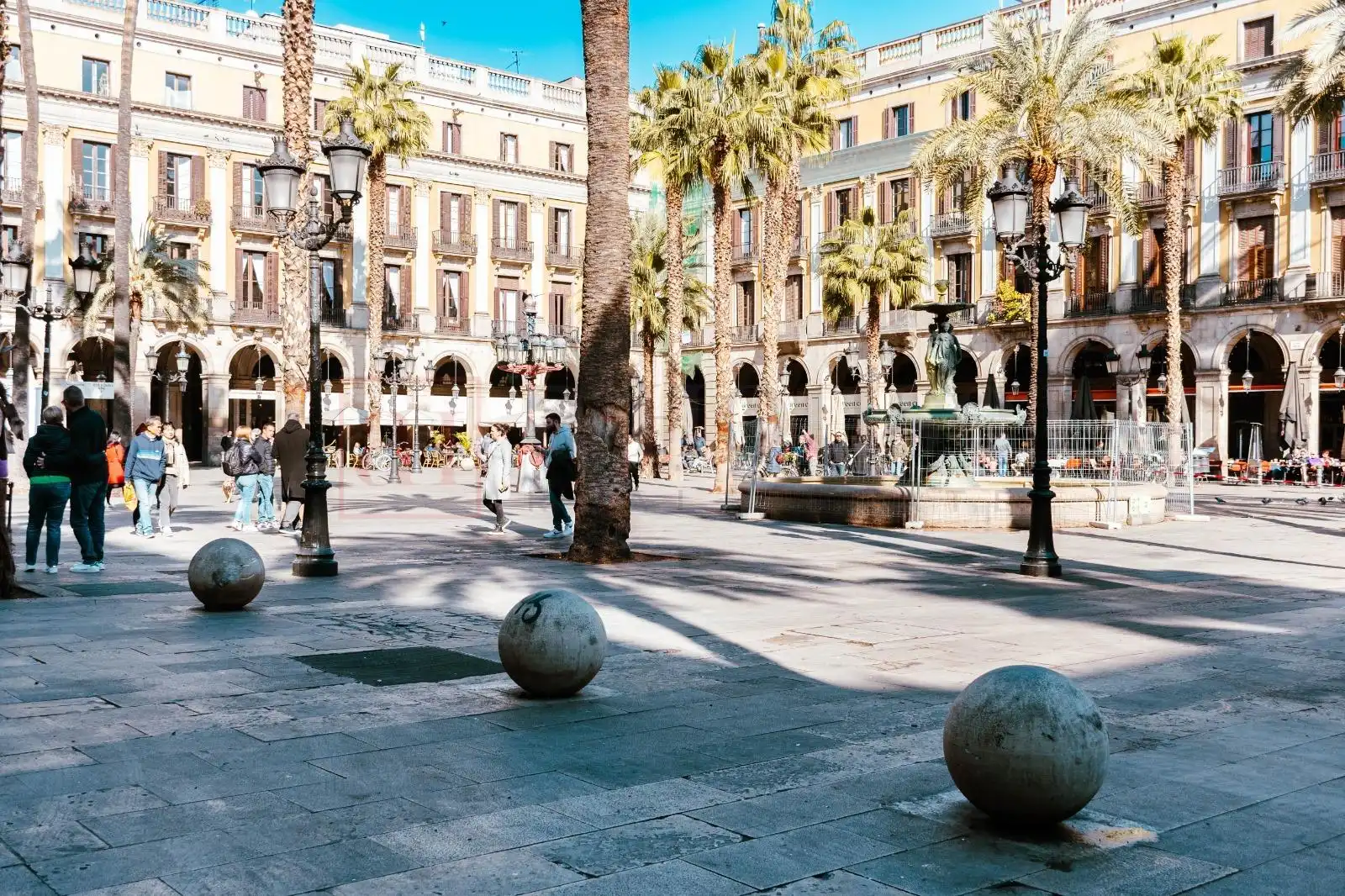 Vista exterior de Piso en venta en Barcelona con Aire acondicionado, Calefacción y Balcón