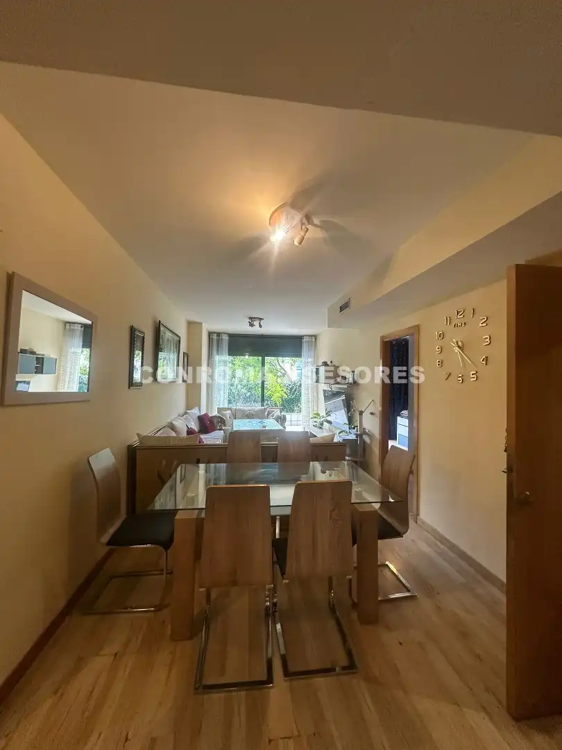 Flat with pool for sale in Fenals