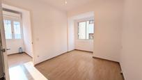 Bedroom of Flat for sale in  Barcelona Capital